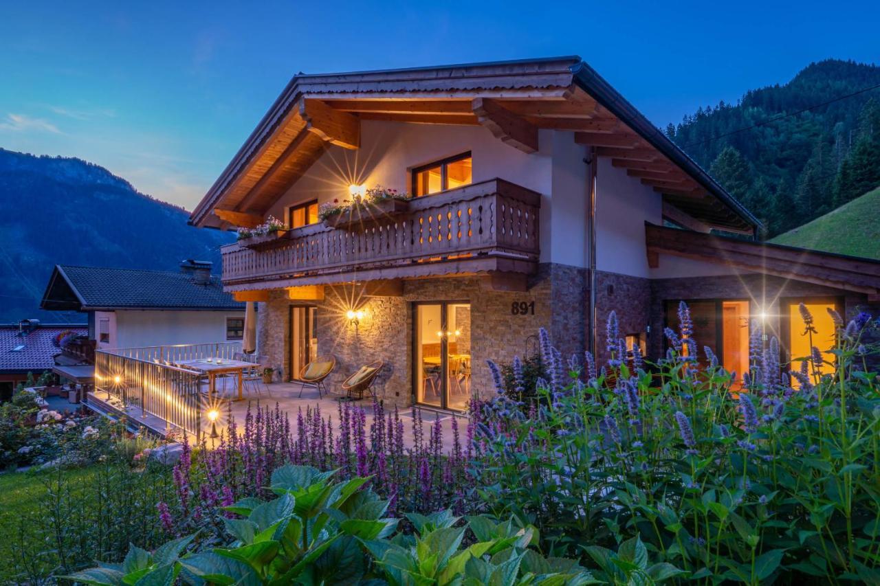 Chalet Alpendomizil Ahorn Mayrhofen Bagian luar foto