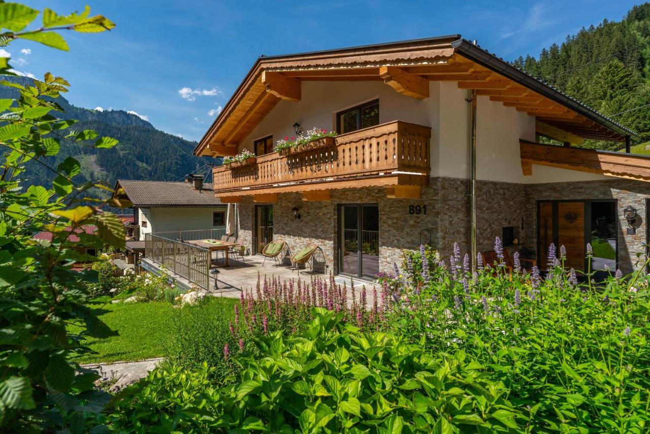 Chalet Alpendomizil Ahorn Mayrhofen Bagian luar foto